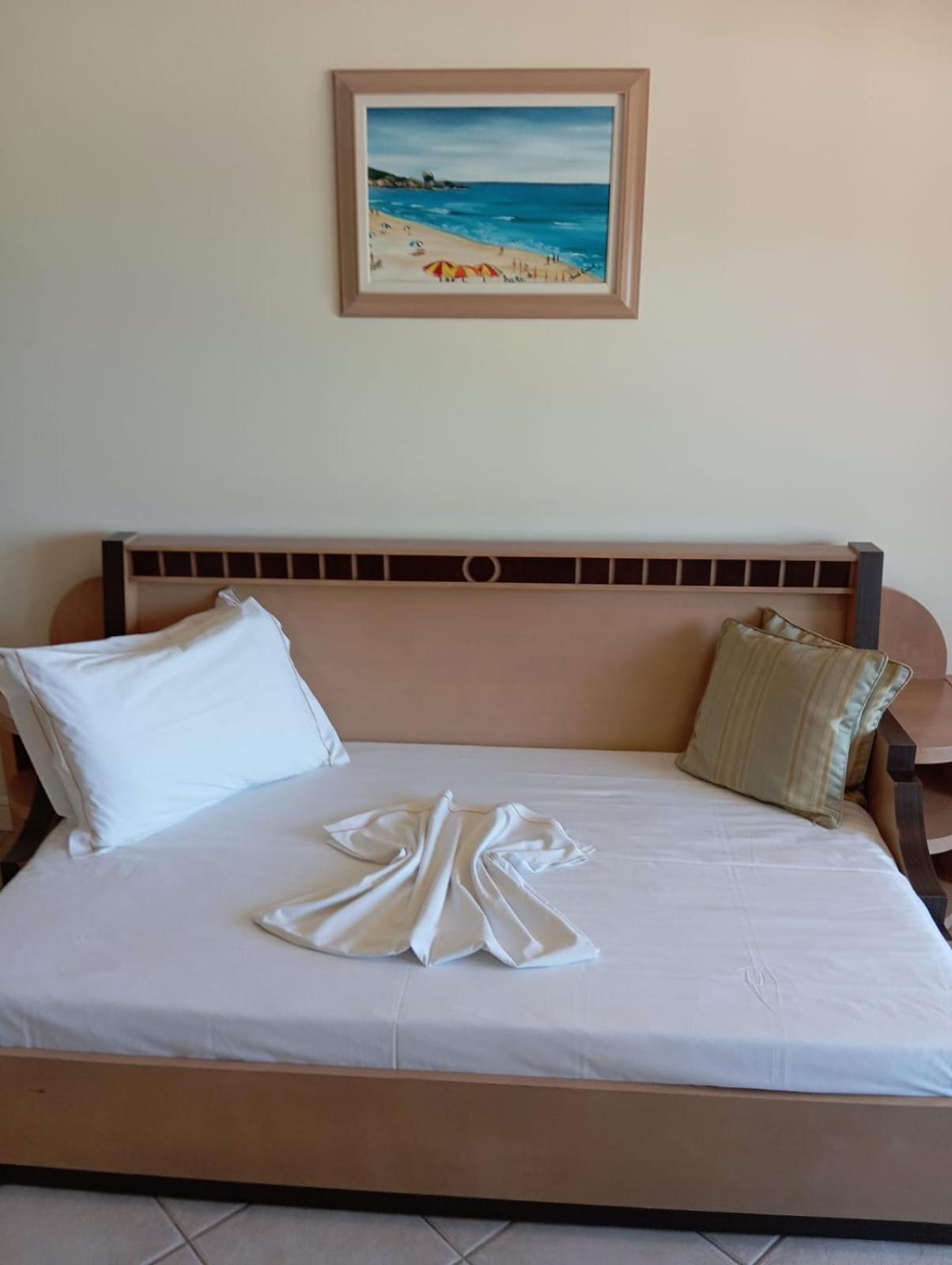 Golfinhos Apart-Hotel - Apto Terreo Frente Ao Mar!!! Florianópolis Dış mekan fotoğraf