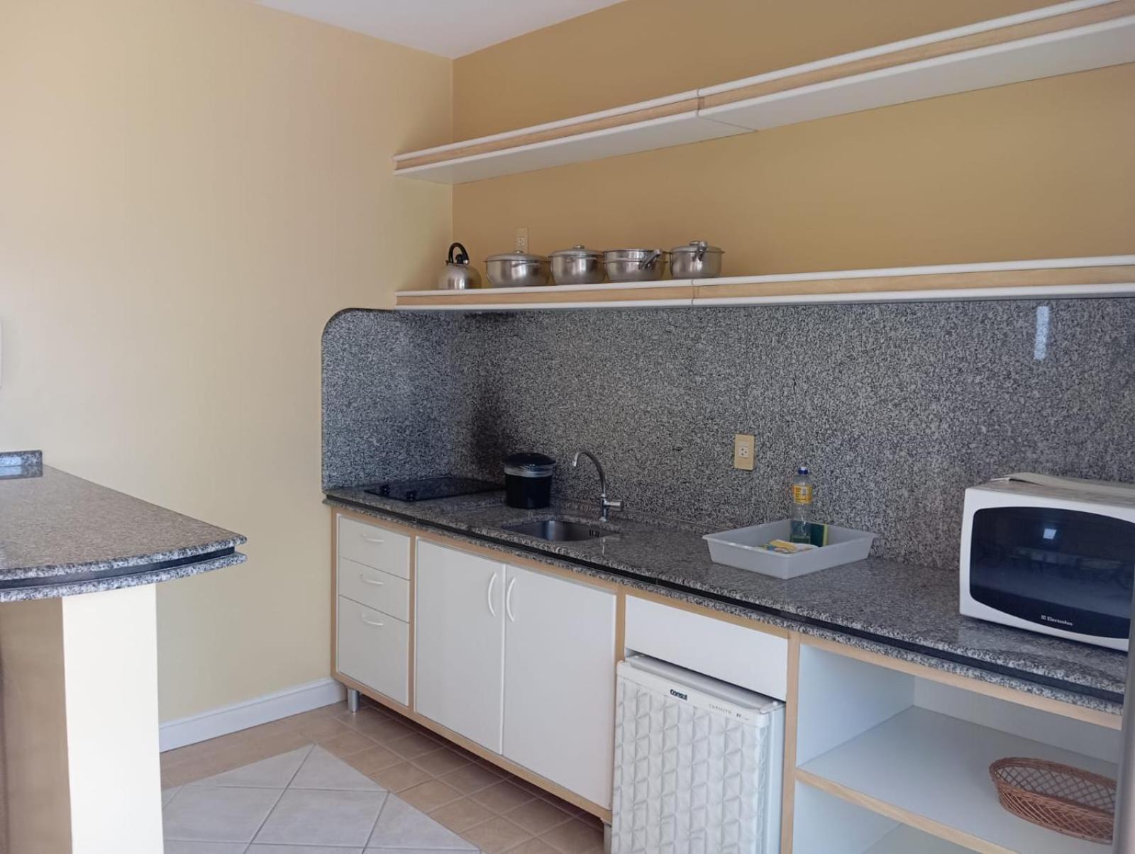Golfinhos Apart-Hotel - Apto Terreo Frente Ao Mar!!! Florianópolis Dış mekan fotoğraf
